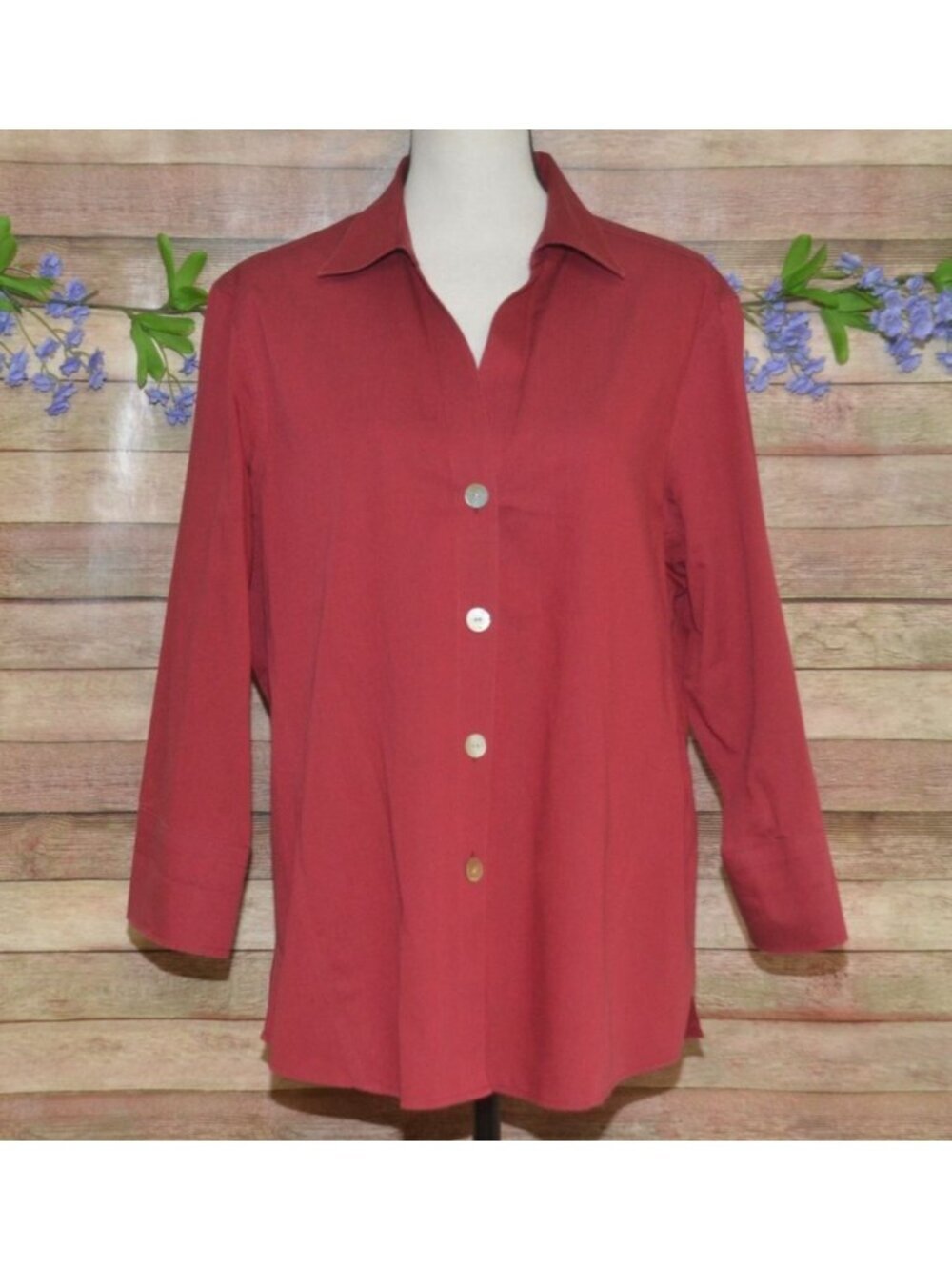Foxcroft Heritage Non-Iron Shirt Womens 18 Deep Red MOP Shell Button Up Blouse